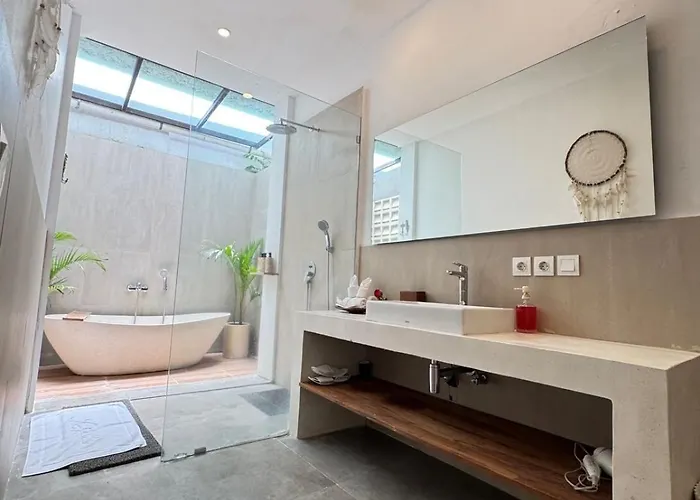 Vittoria Bali Villa *